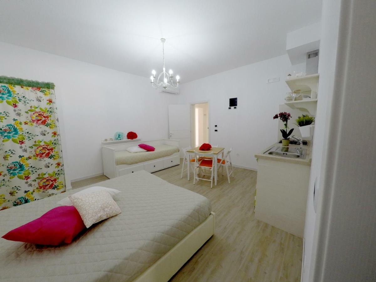 Casa Vacanze Coralloholiday 호텔 토레 라필로 외부 사진